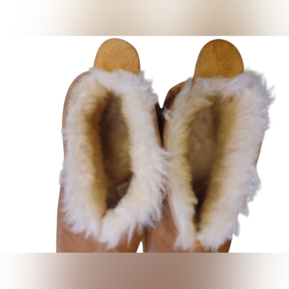 L.L. Bean "Wicked Good Slipper" EUC Leather Shearling, Dark Tan Size 6M - Picture 5 of 7